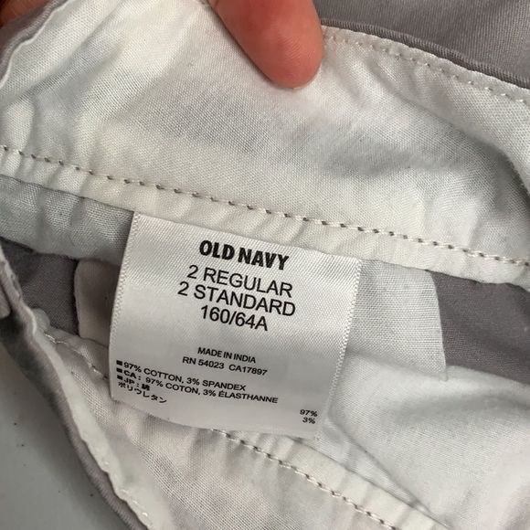 Old Navy Gray Shorts - Picture 7 of 7